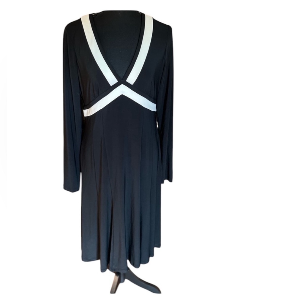 Jones New York dress, size 10 Black and white and classy